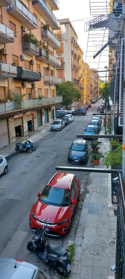 Civico 67 Apartment Palermo Bagian luar foto